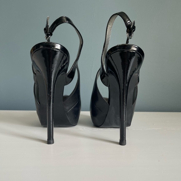 Guess 5.5 inch high heel shoe. SZ 8.5 - Picture 2 of 5